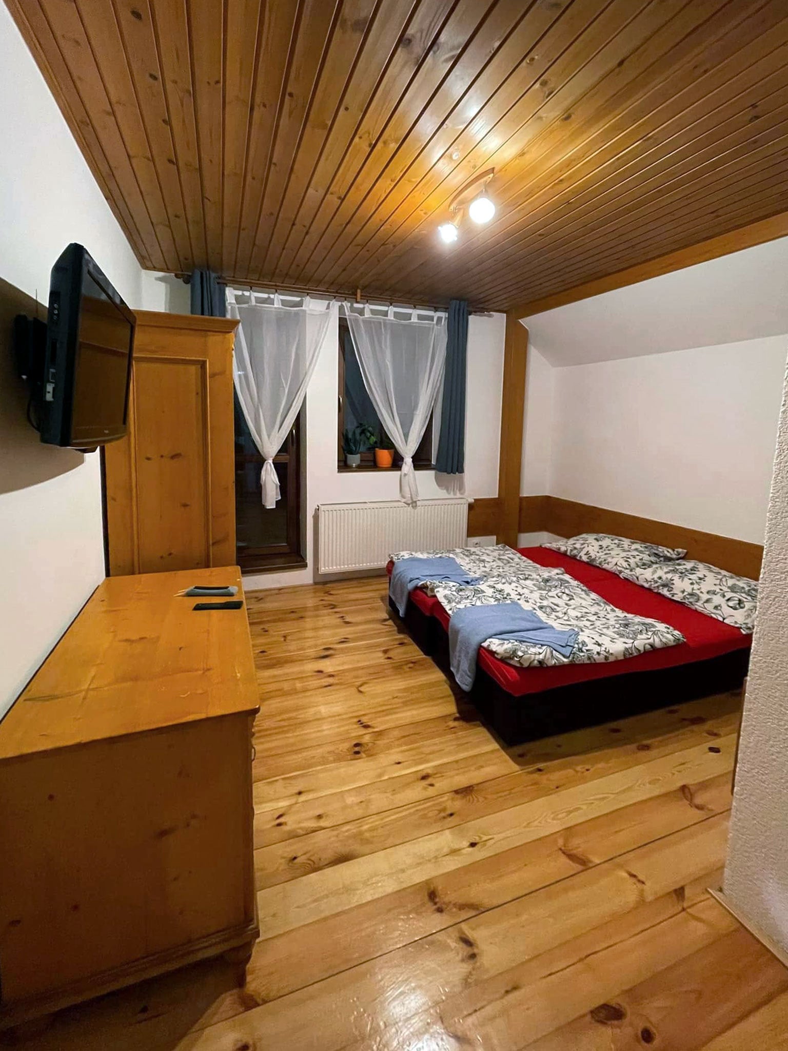 Penzion a restaurace U Zvonku Kořenov